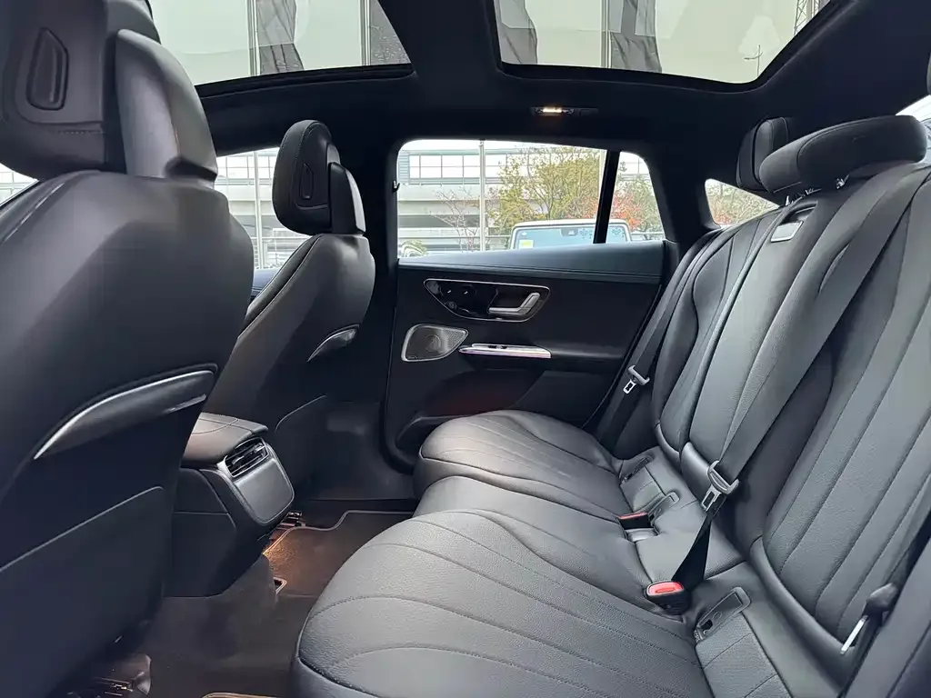 Mercedes-Benz EQE 2023 из CN, фото 8