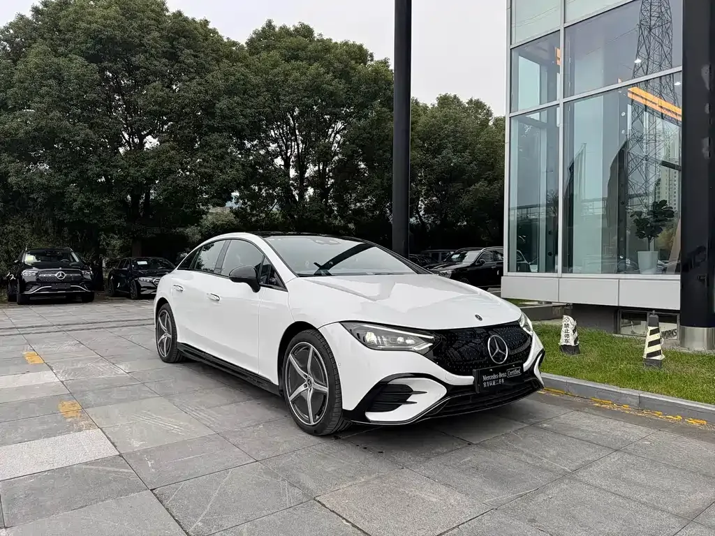 Mercedes-Benz EQE 2023 из CN, фото 3