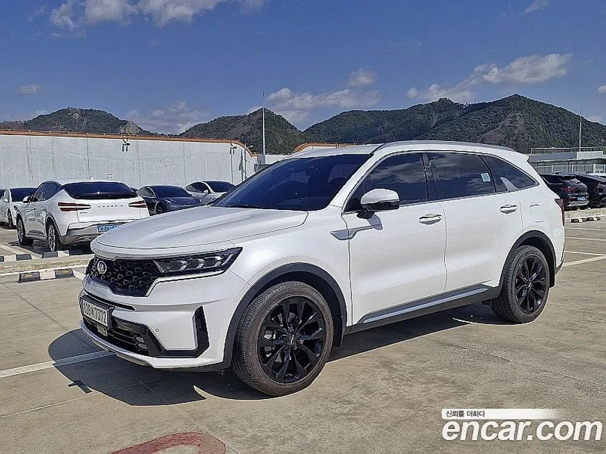 Kia Sorento — фото 6