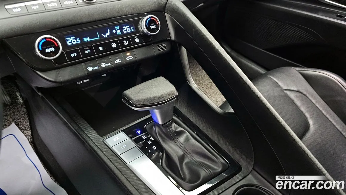 Hyundai AVANTE — фото 8