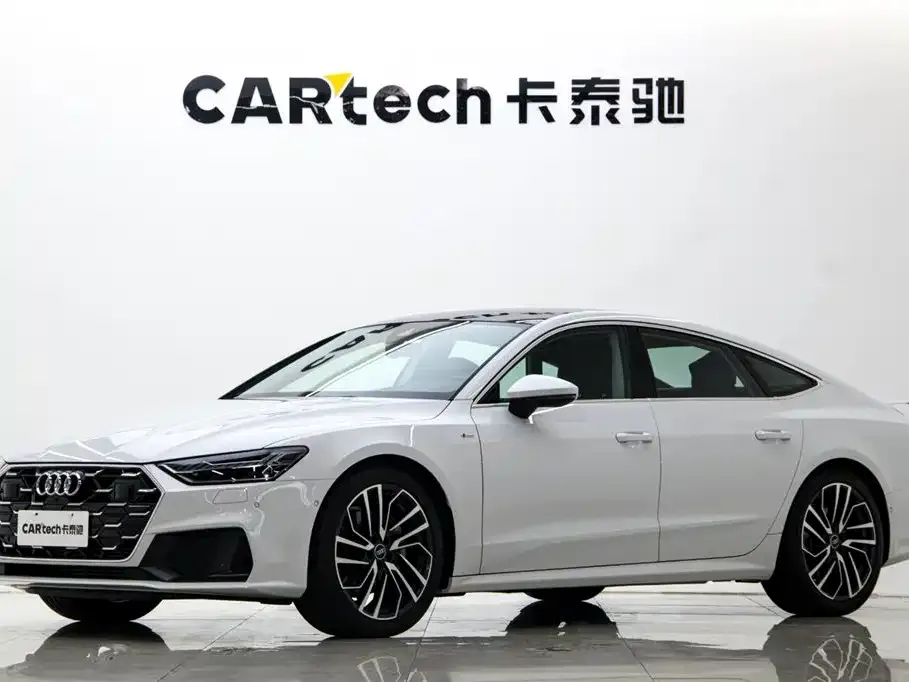 Audi A7 — фото 1