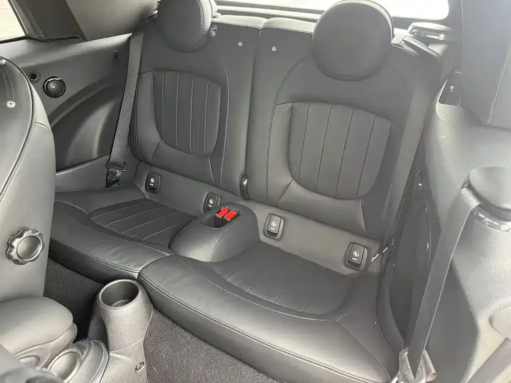 MINI Cooper (3-door) 2021 из CN, фото 6