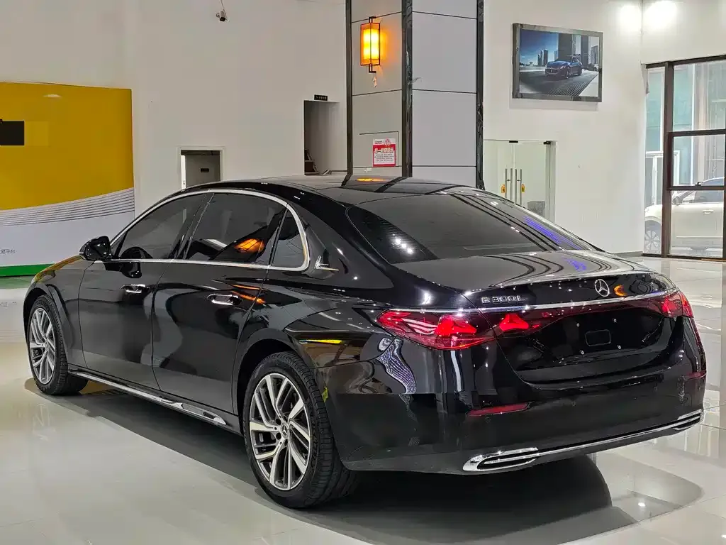 Mercedes-Benz E-Class 2025 из CN, фото 8
