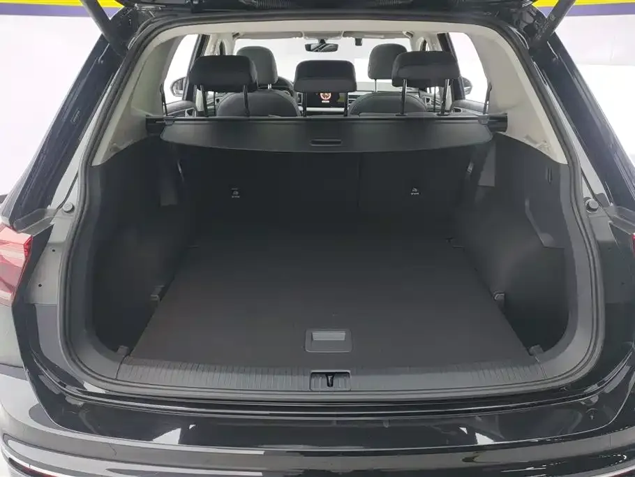 Volkswagen Tiguan L 2024 из CN, фото 4