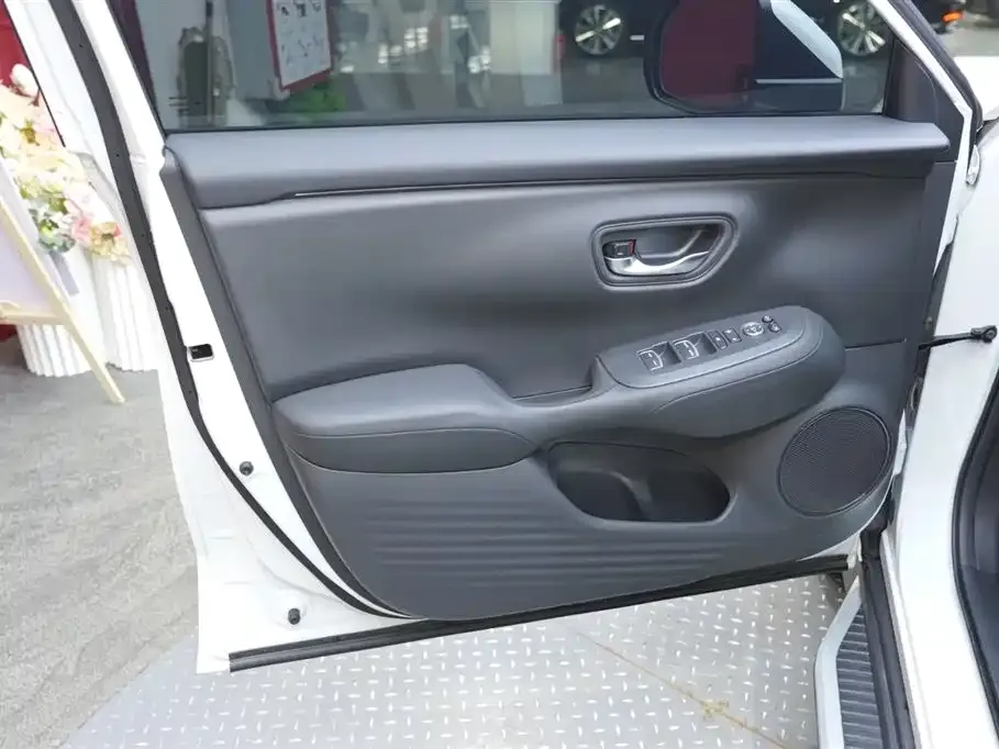 Honda ZR-V 2024 из CN, фото 6