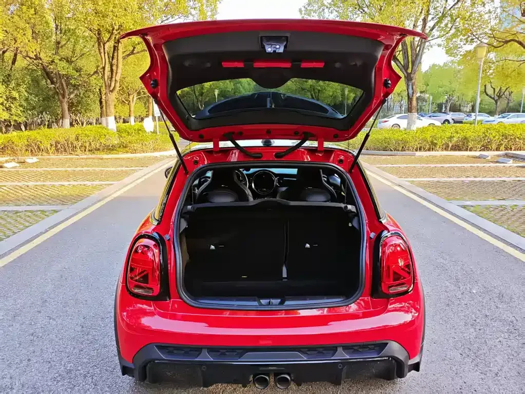 MINI Cooper (3-door) — фото 9