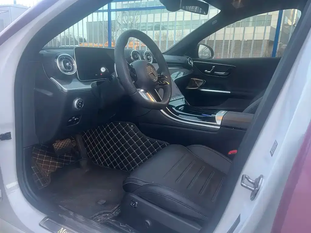 Mercedes-Benz C-Class 2023 из CN, фото 4