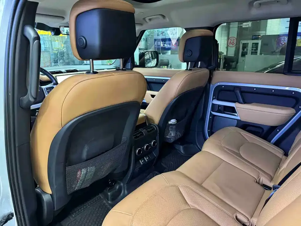 Land Rover Defender — фото 2