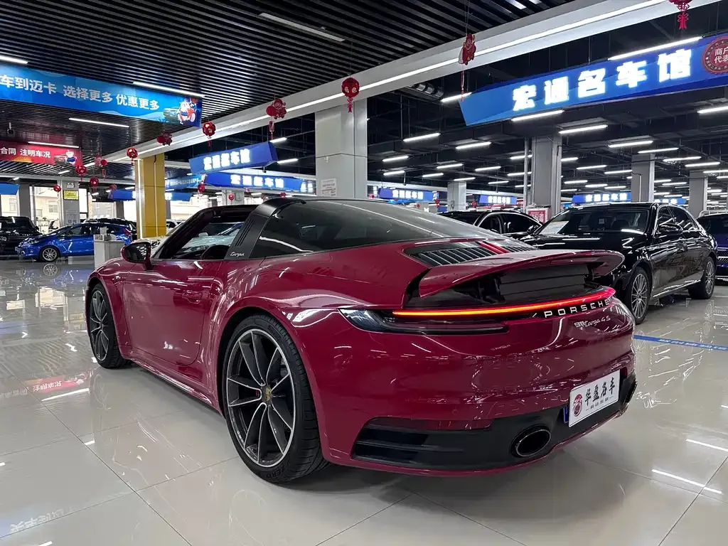 Porsche 911 2023 из CN, фото 7