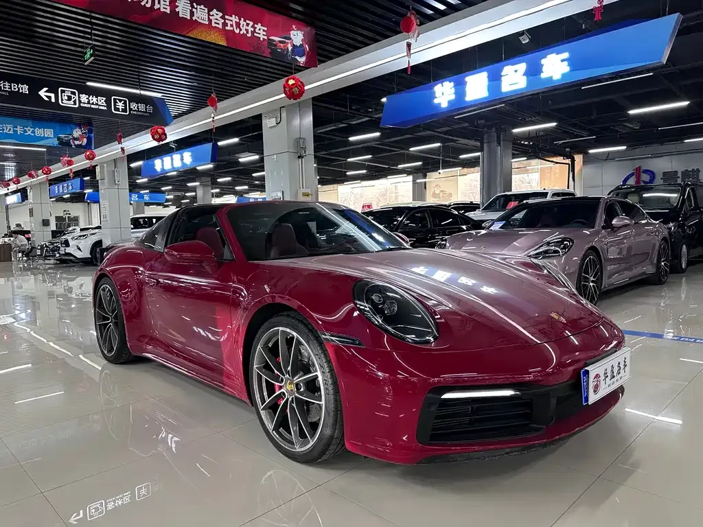 Porsche 911 2023 из CN, фото 6