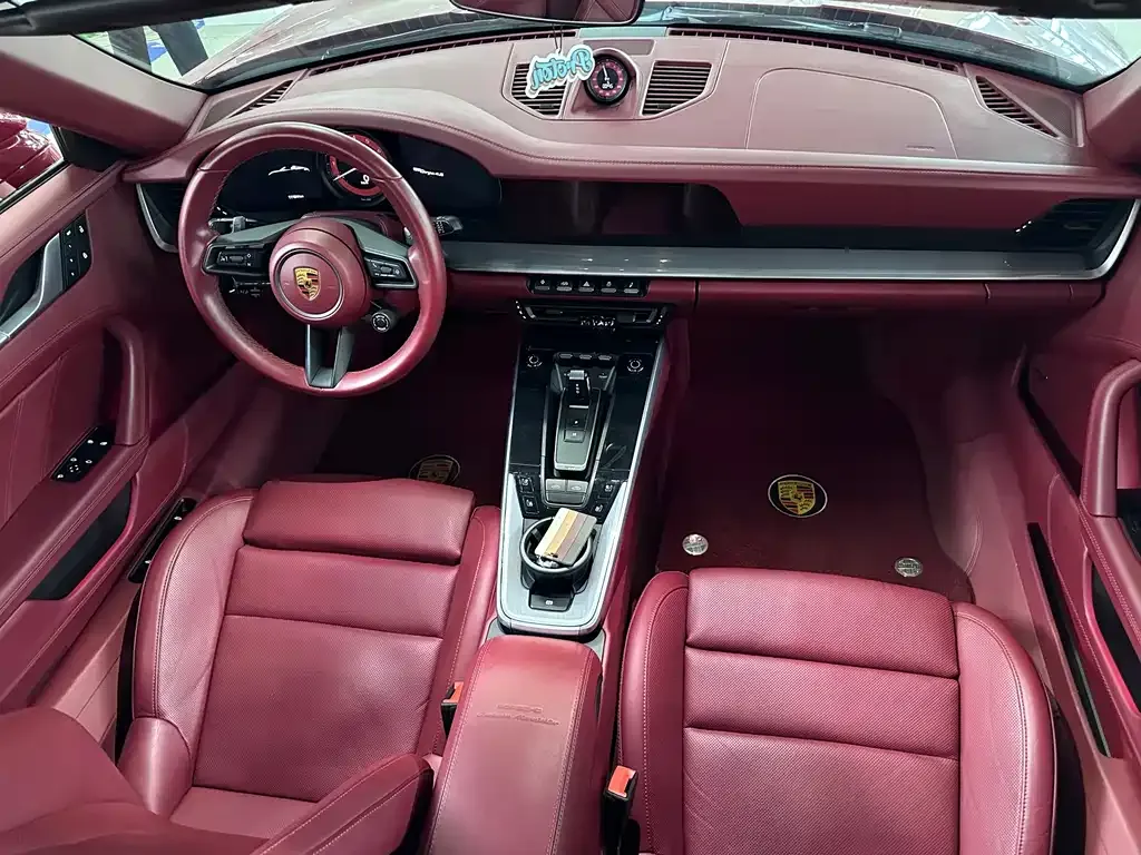 Porsche 911 2023 из CN, фото 10