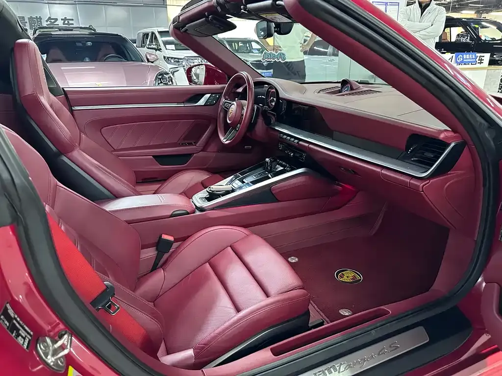 Porsche 911 2023 из CN, фото 4
