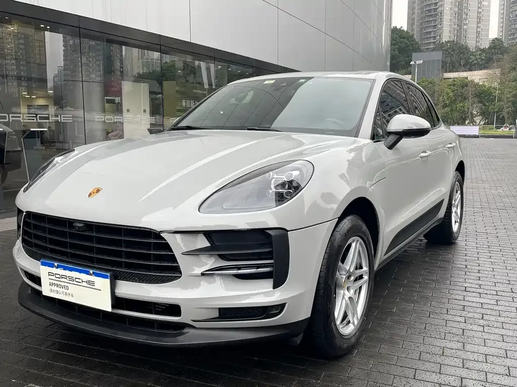 Porsche Macan — фото 1