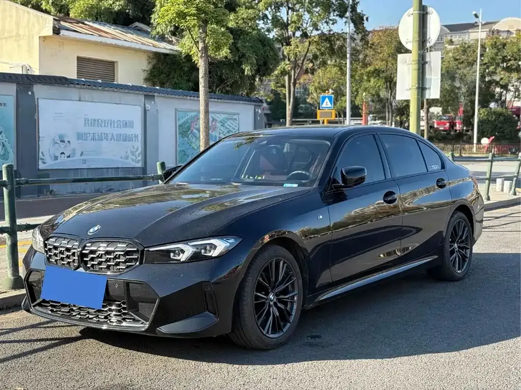 BMW 3 Series 2023 из CN, фото 1