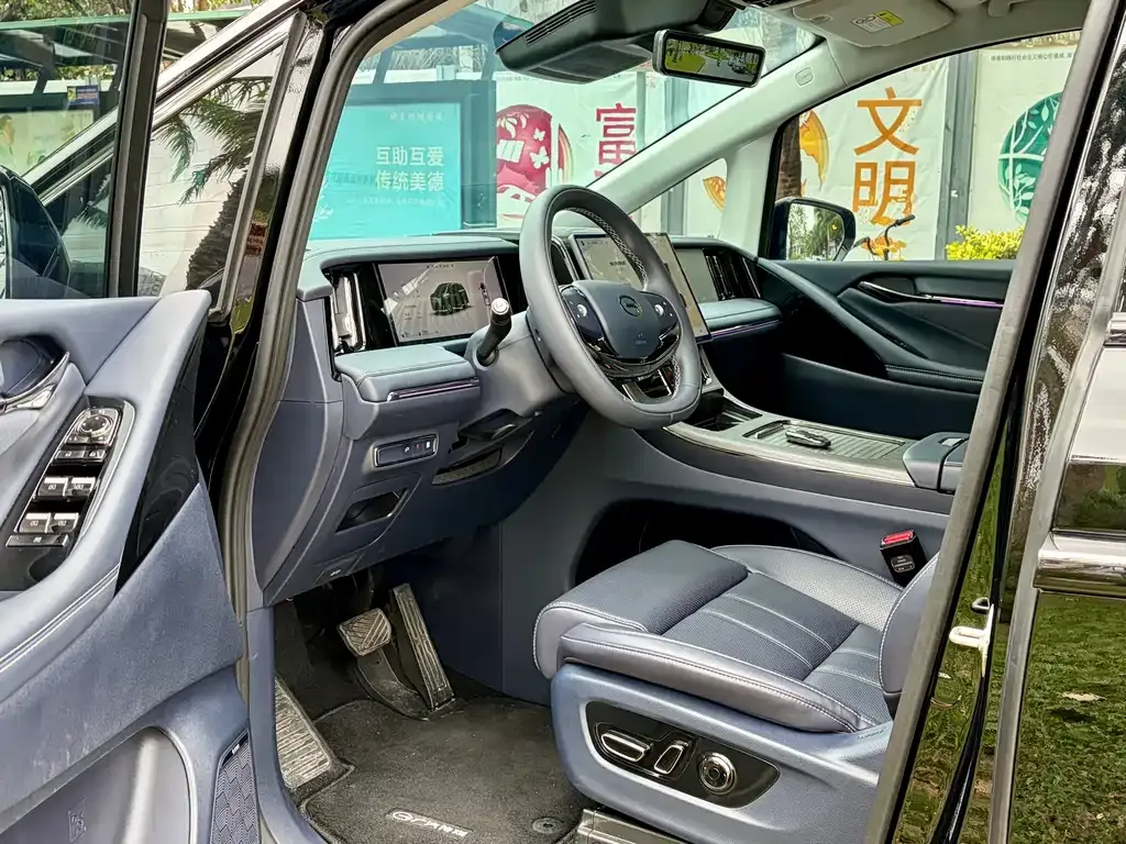 GAC Motor Trumpchi M8 — фото 2