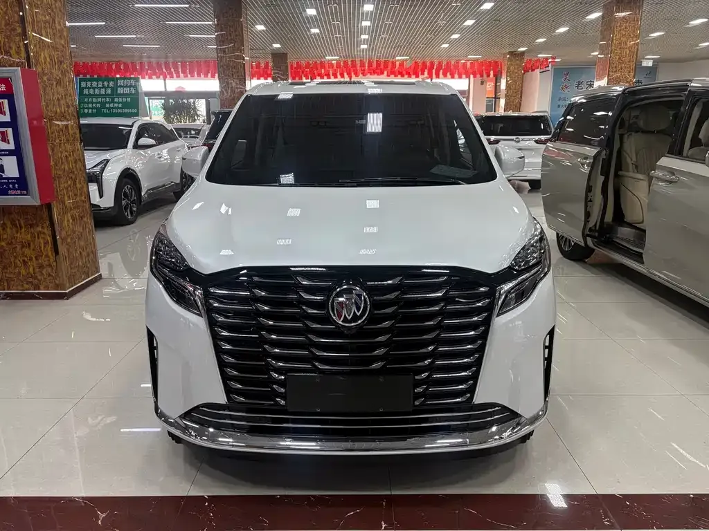 Buick GL8 2024 из CN, фото 1