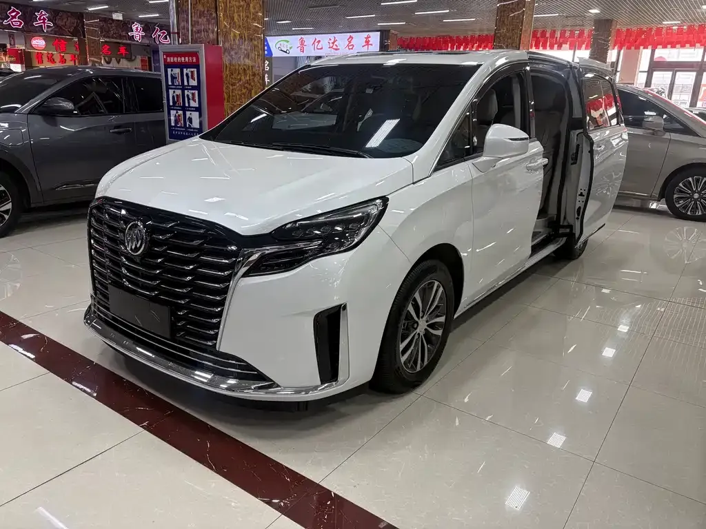 Buick GL8 2024 из CN, фото 2