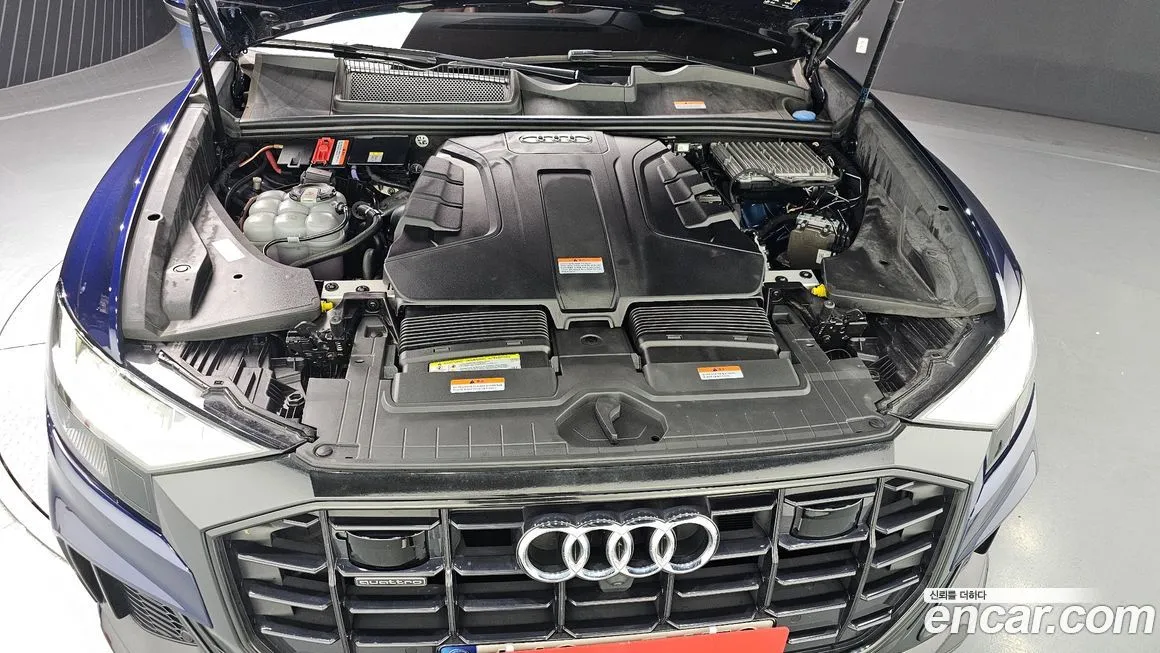 Audi Q8 2021 из KR, фото 9