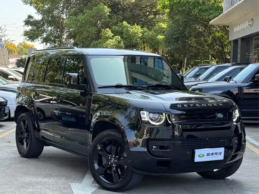 Land Rover Defender — фото 10