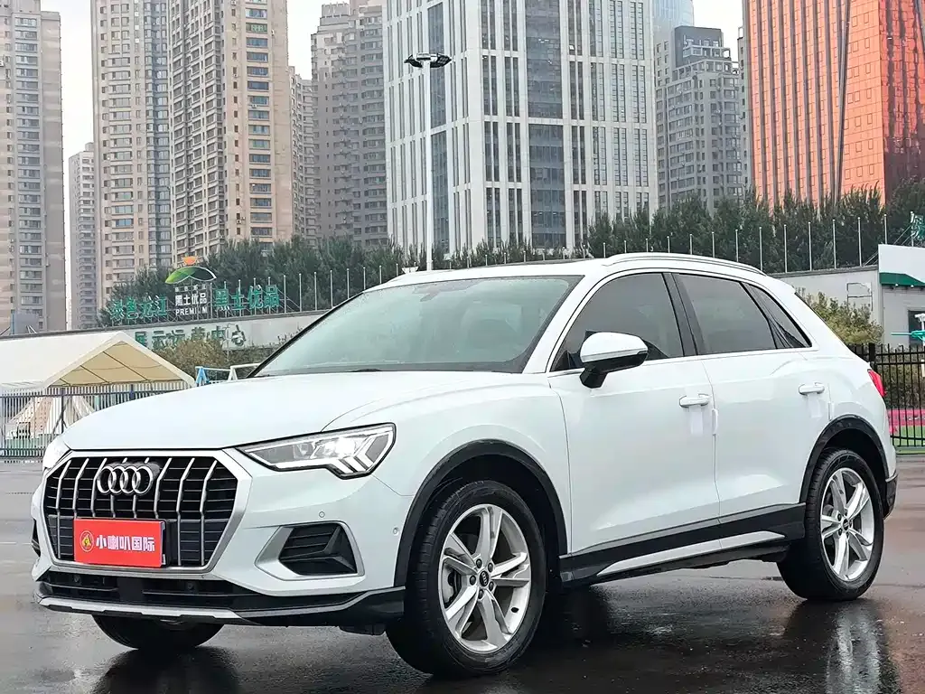 Audi Q3 — фото 8