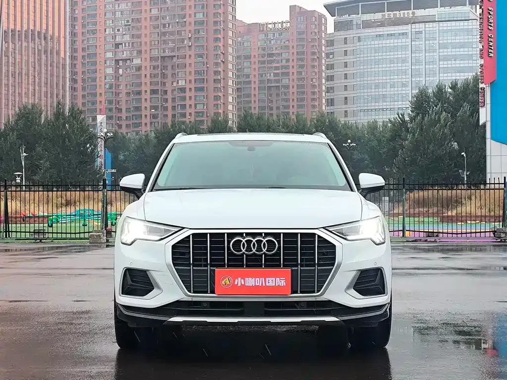 Audi Q3 — фото 10