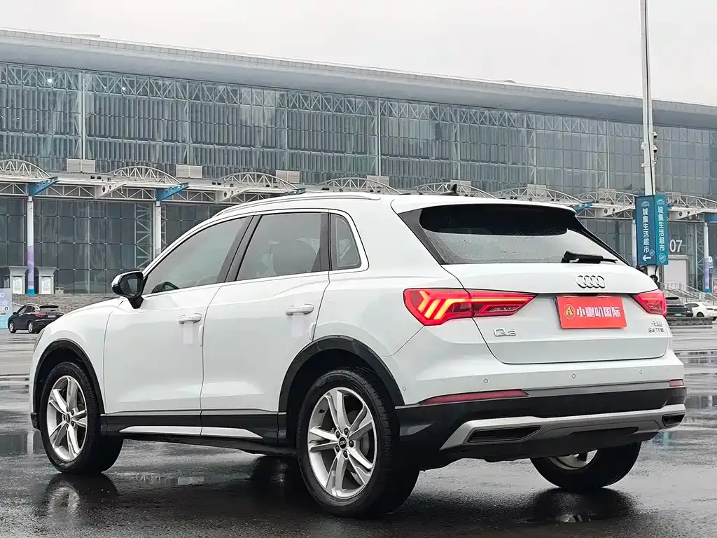 Audi Q3 — фото 2