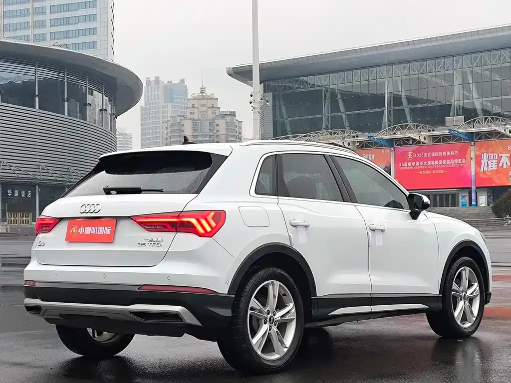 Audi Q3 — фото 5