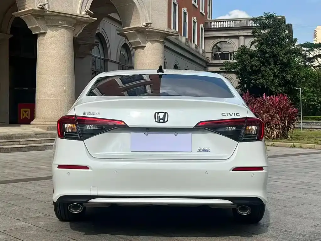 Honda Civic 2024 из CN, фото 5