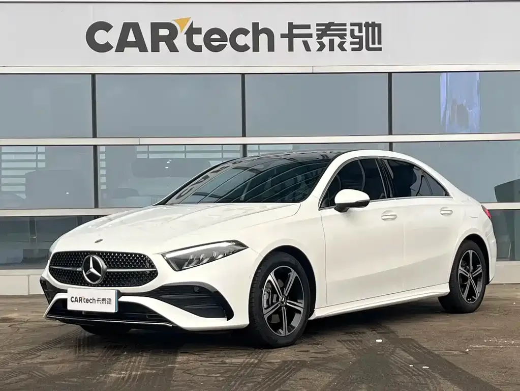 Mercedes-Benz A-Class — фото 1