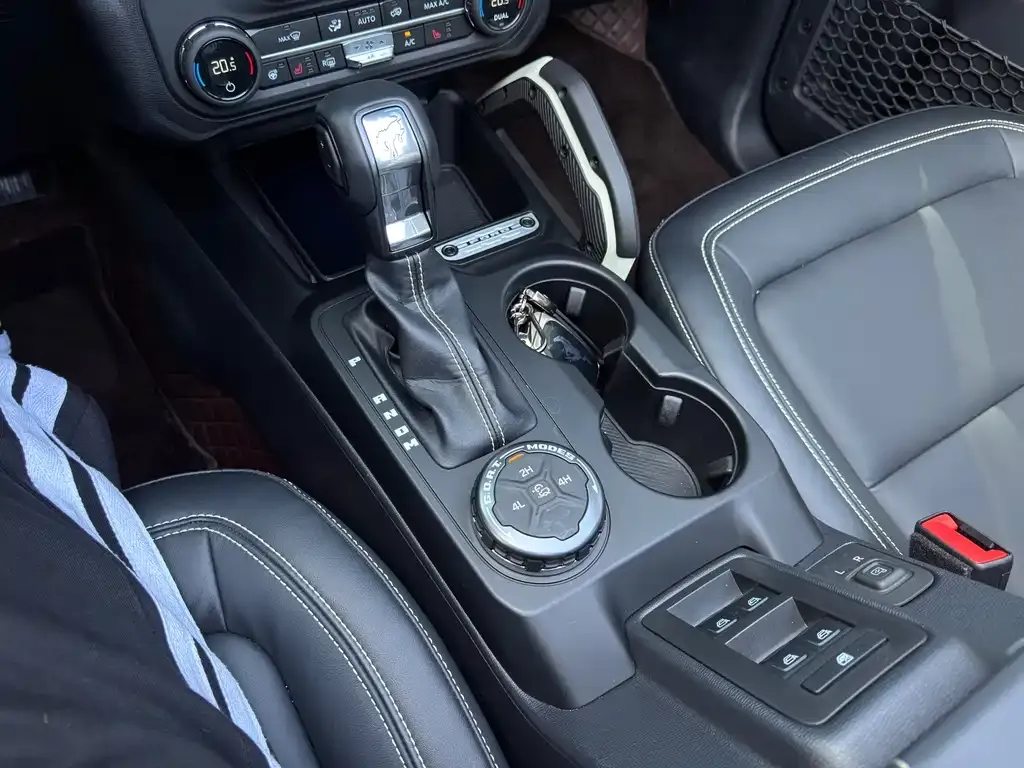 Ford Bronco 2024 из CN, фото 4