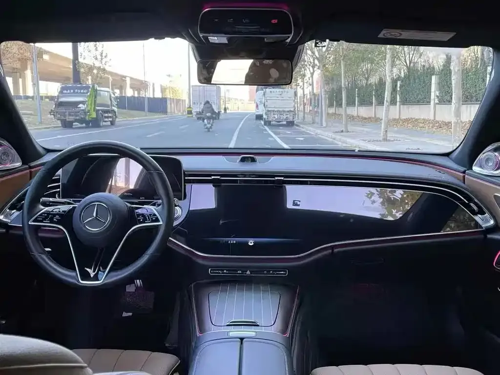 Mercedes-Benz E-Class 2024 из CN, фото 5