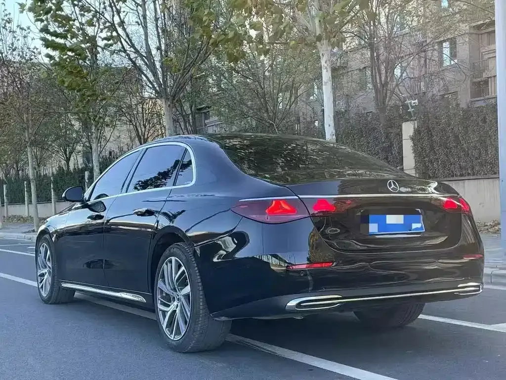 Mercedes-Benz E-Class 2024 из CN, фото 9