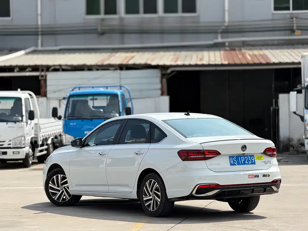 Volkswagen Lavida 2023 из CN, фото 6
