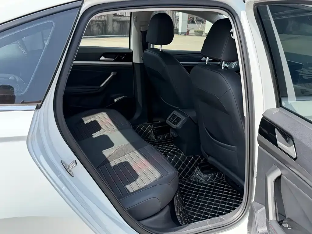 Volkswagen Lavida 2023 из CN, фото 10