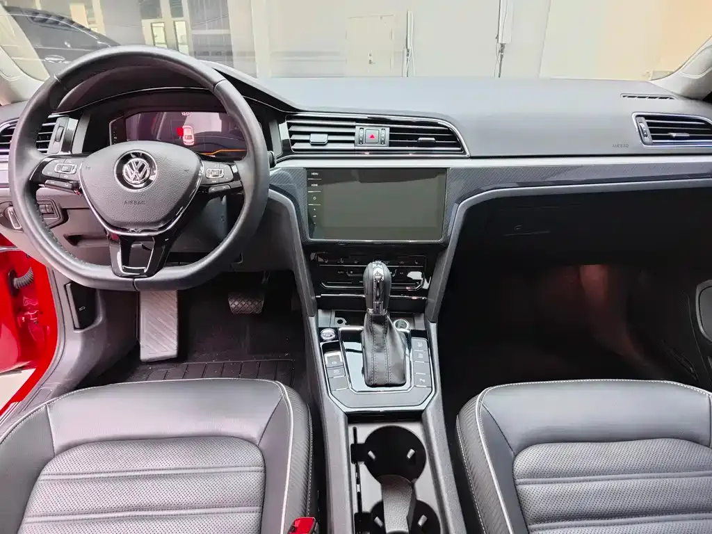 Volkswagen Lamando 2021 из CN, фото 8