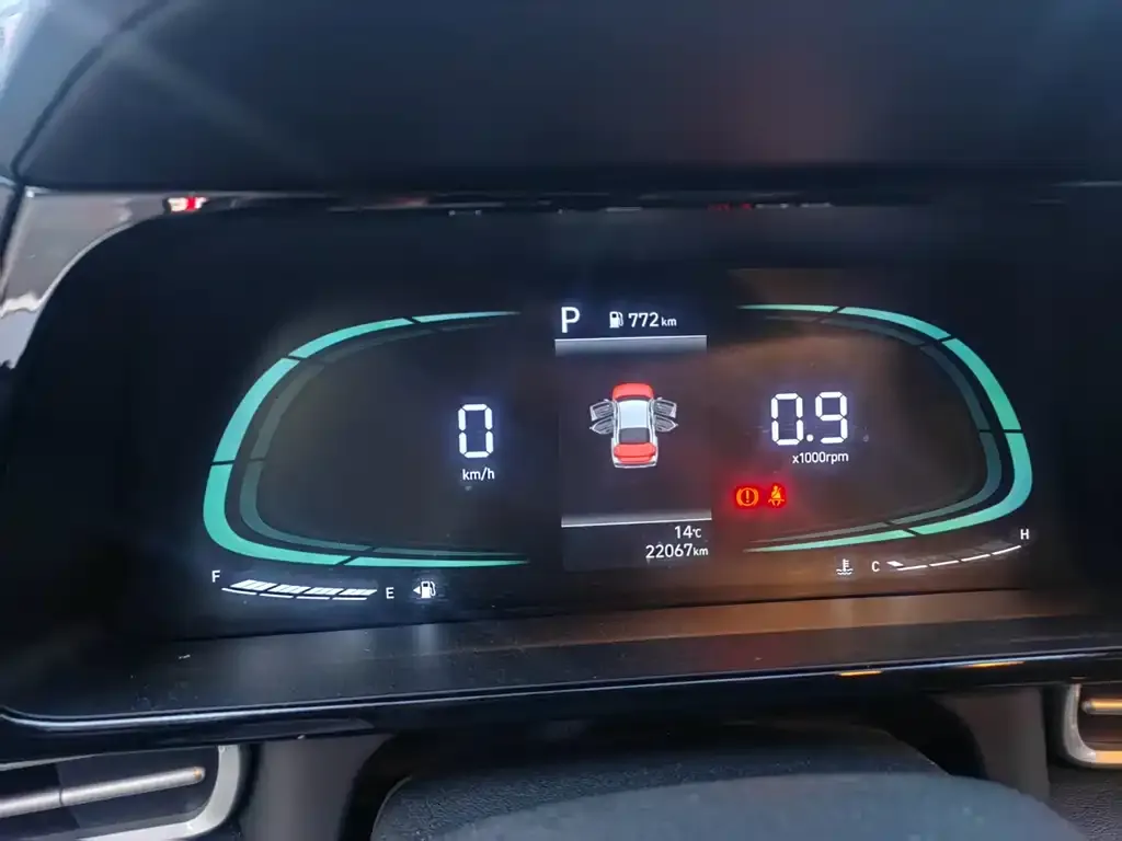 Hyundai Elantra 2023 из CN, фото 4