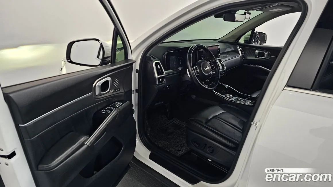 Kia Sorento — фото 5