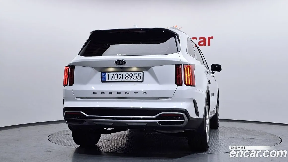 Kia Sorento — фото 10