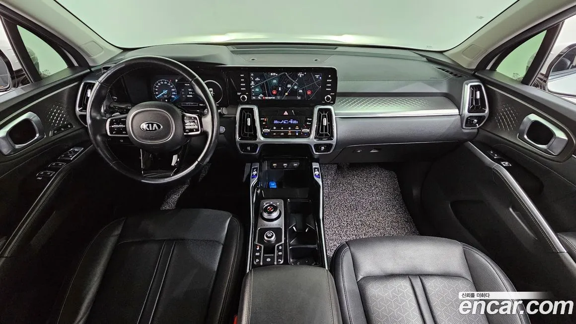Kia Sorento — фото 7