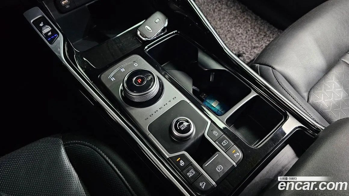Kia Sorento — фото 6