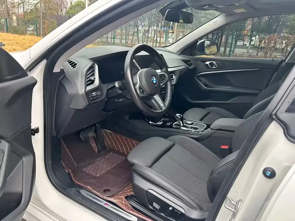 BMW 2 Series (Import) 2024 из CN, фото 4