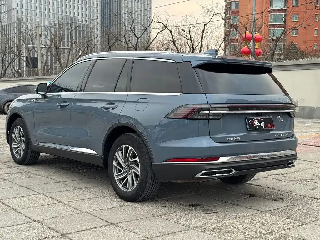 Lincoln Aviator — фото 5