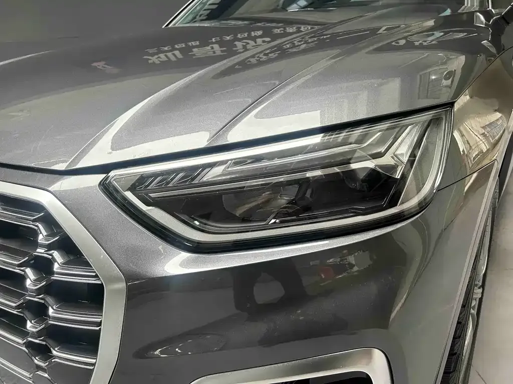 Audi Q5L 2022 из CN, фото 2