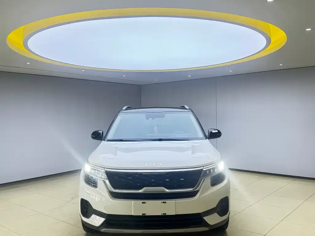 Kia KX3 2022 из CN, фото 2