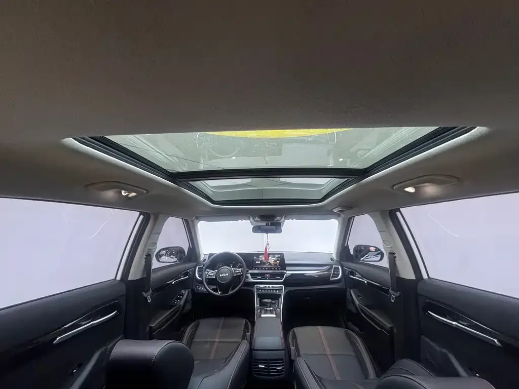 Kia KX3 2022 из CN, фото 5
