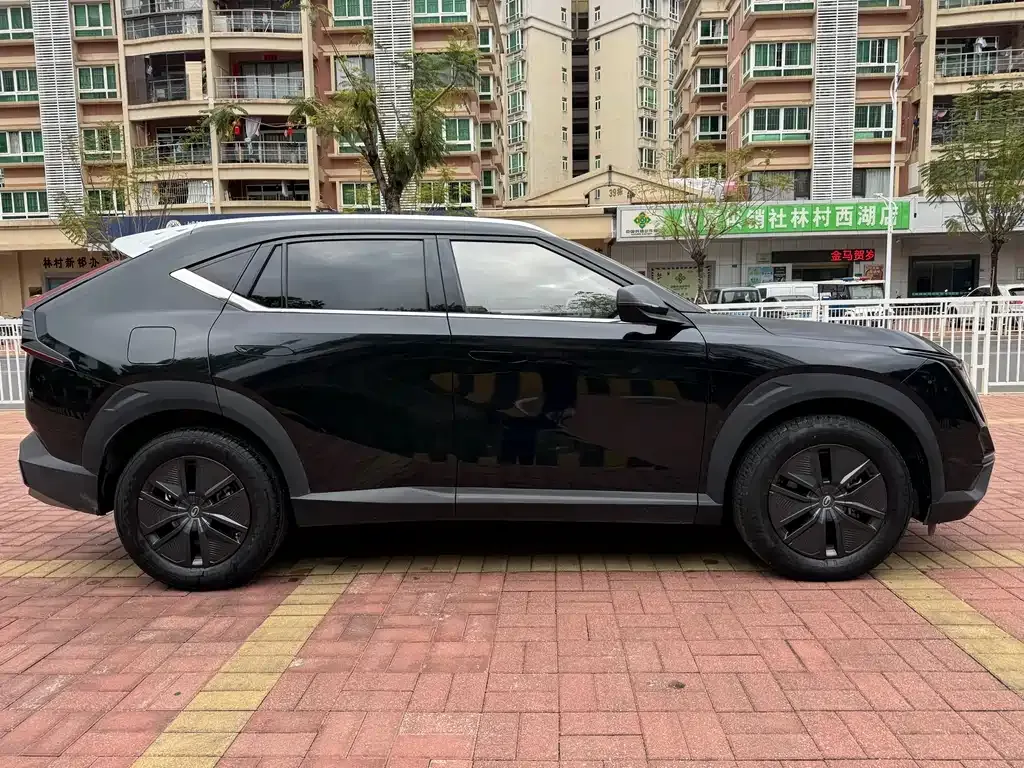 GAC Motor Shadow Cool — фото 8