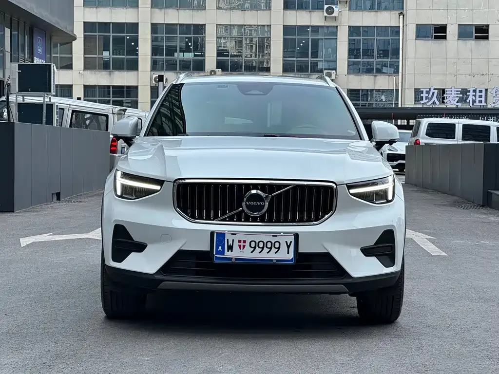 Volvo XC40 2023 из CN, фото 6