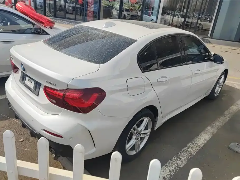 BMW 1 Series 2023 из CN, фото 7
