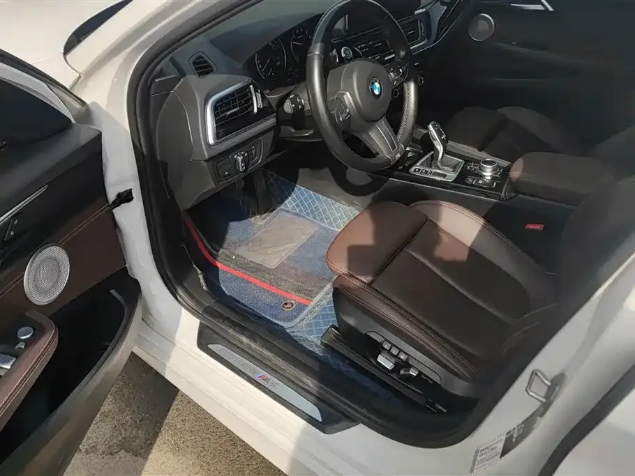 BMW 1 Series 2023 из CN, фото 4