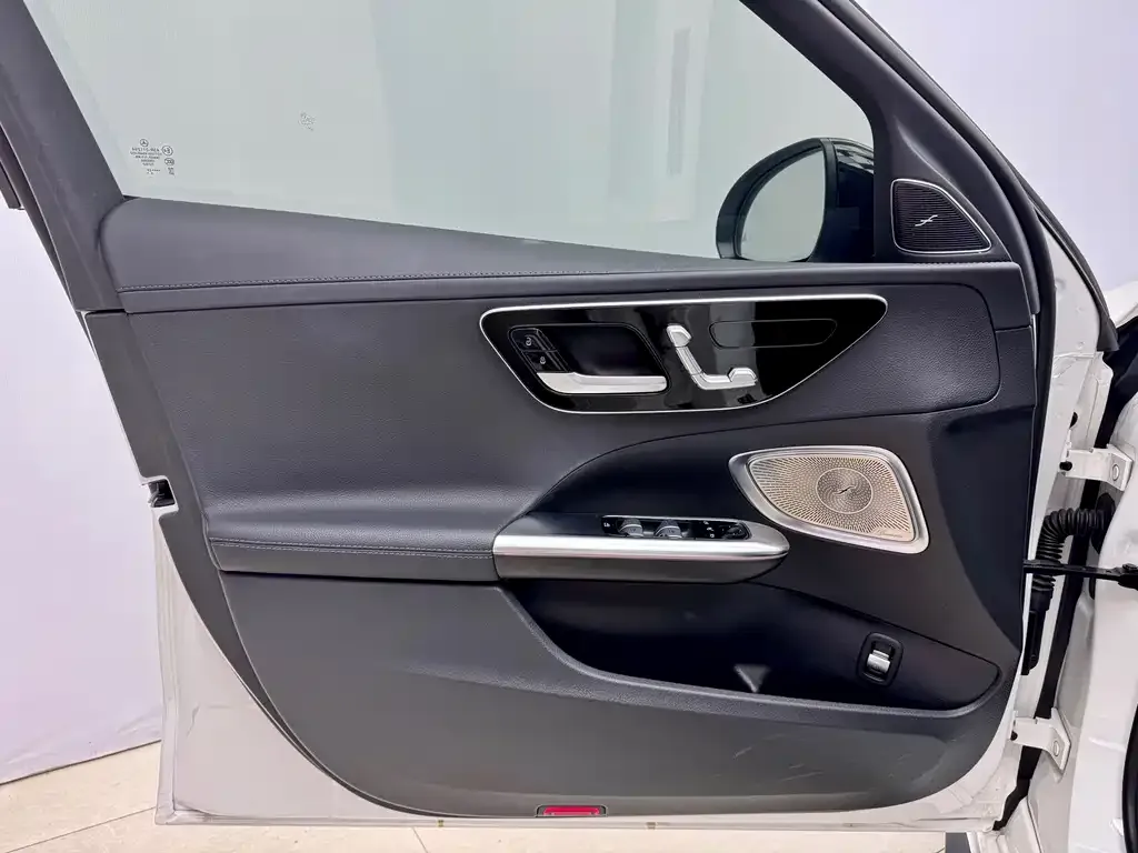 Mercedes-Benz C-Class 2023 из CN, фото 8